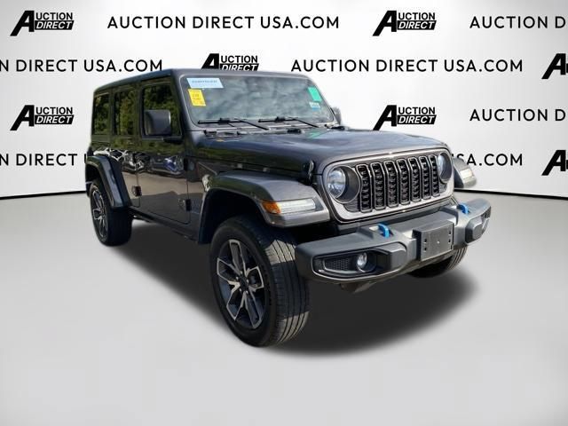 Used 2024 Jeep Wrangler Unlimited w/ Convenience Group AWD/4WD image 5