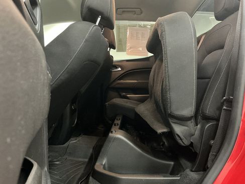 Used 2020 Chevrolet Colorado LT AWD/4WD image 22