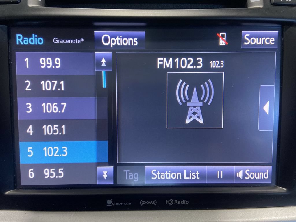 Used 2019 Toyota Highlander XLE AWD/4WD image 13