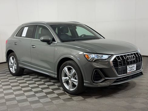 Used 2023 Audi Q3 2.0T Premium Plus AWD/4WD image 7