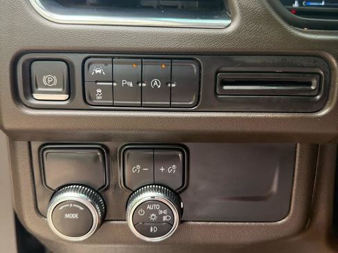 Used 2023 GMC Yukon SLT RWD image 19