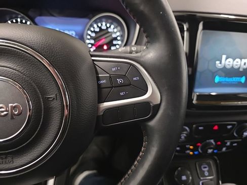 Used 2018 Jeep Compass Limited AWD/4WD image 15