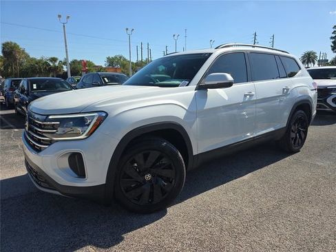 New 2026 Volkswagen Atlas SE FWD image 31