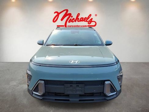 Used 2025 Hyundai Kona SEL AWD/4WD image 2