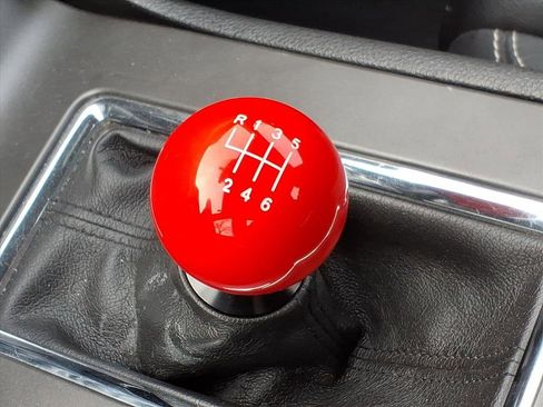 Used 2013 Ford Mustang GT Premium w/ Brembo Brake Pkg image 18