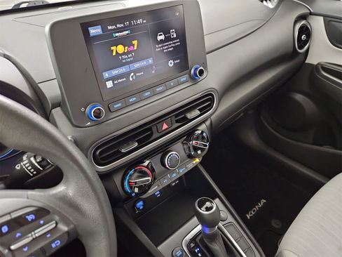 Used 2022 Hyundai Kona SEL image 27