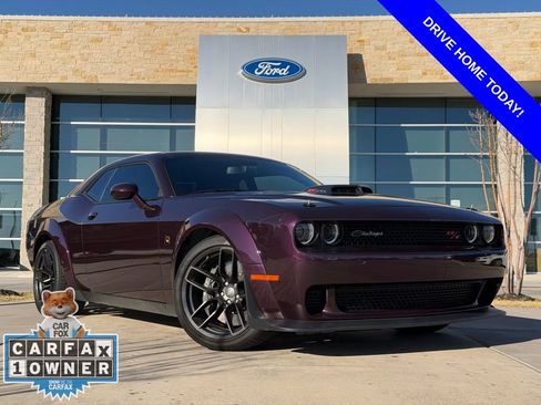 Used 2022 Dodge Challenger R/T Scat Pack image 1