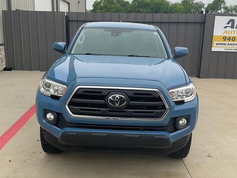 Used 2019 Toyota Tacoma SR5 image 3