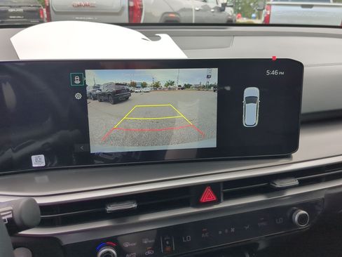 New 2026 Kia Sorento S w/ S Panoramic Sunroof Package FWD image 16