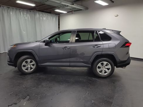 Used 2023 Toyota RAV4 LE AWD/4WD image 5