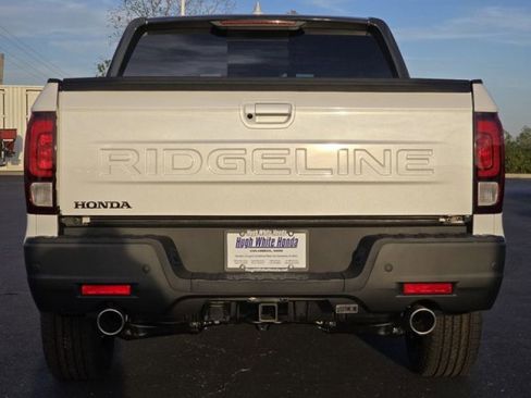 New 2026 Honda Ridgeline Black Edition image 11
