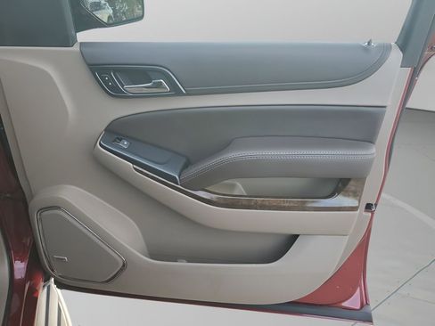 Used 2020 Chevrolet Suburban LT w/ Max Trailering Package image 13