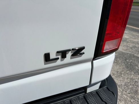 Used 2024 Chevrolet Silverado 2500 LTZ w/ LTZ Plus Package image 12