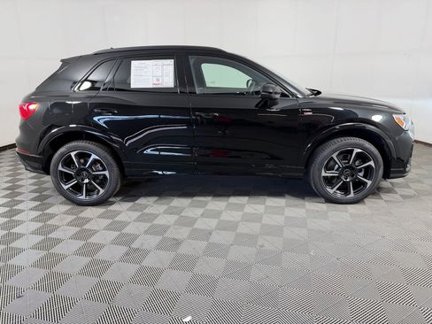 Certified 2025 Audi Q3 2.0T Premium Plus w/ Premium Plus Package AWD/4WD image 8