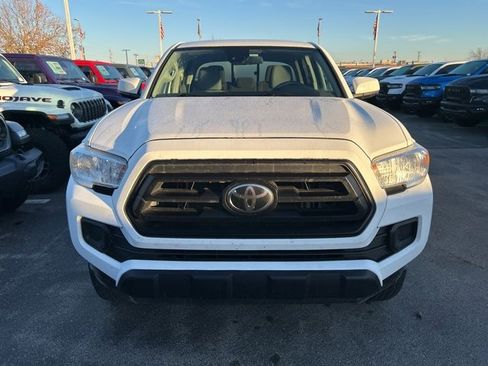 Used 2021 Toyota Tacoma SR5 image 7