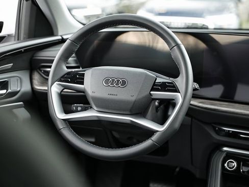 New 2025 Audi Q5 Premium Plus image 27