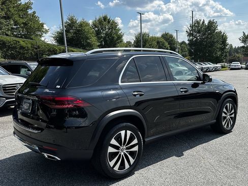 Certified 2025 Mercedes-Benz GLE 450e 4MATIC w/ Driver Assistance Package image 8