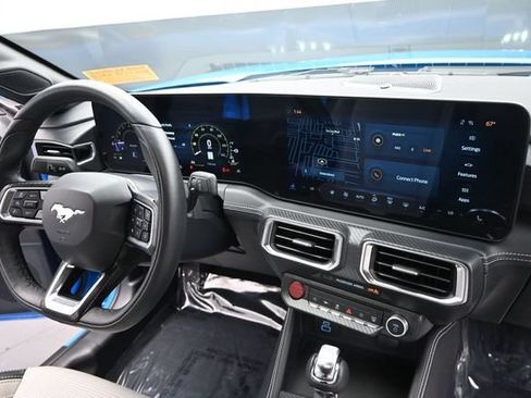 Used 2025 Ford Mustang Premium RWD image 15