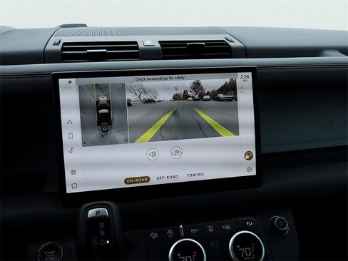 Used 2025 Land Rover Defender 110 X-Dynamic SE image 26