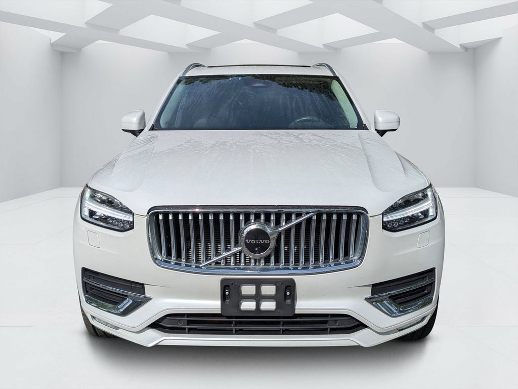 Certified 2023 Volvo XC90 B6 Plus w/ Protection Package AWD/4WD image 8