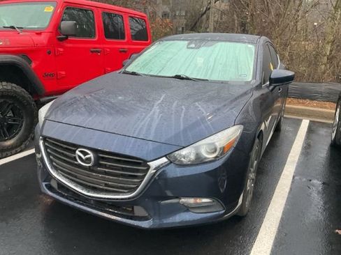 Used 2018 MAZDA MAZDA3 Touring image 11