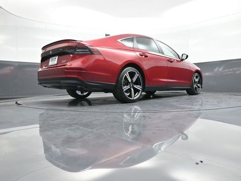 Certified 2024 Honda Accord Sport image 29