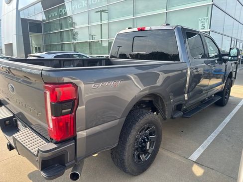 Used 2023 Ford F250 XLT w/ XLT Premium Package AWD/4WD image 5