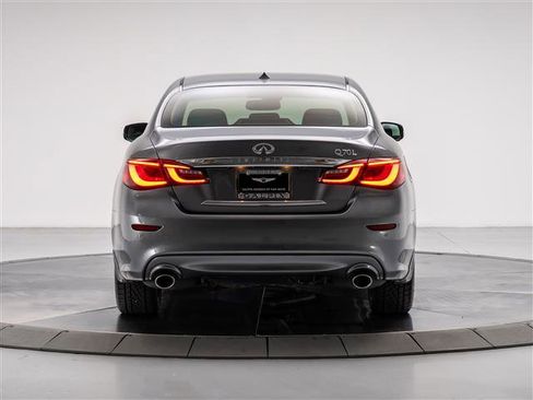 Used 2018 INFINITI Q70 L 3.7 image 4