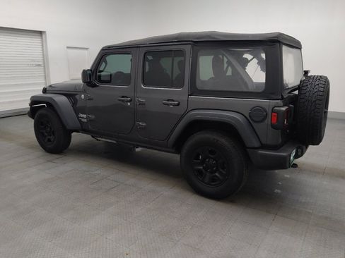 Used 2018 Jeep Wrangler Unlimited Sport AWD/4WD image 3