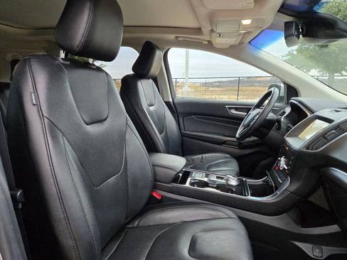 Used 2020 Ford Edge Titanium w/ Equipment Group 301A image 29