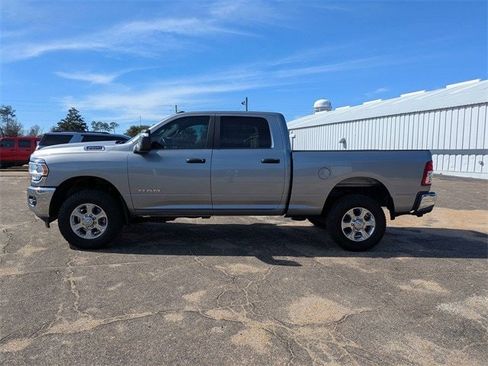 Used 2023 RAM 2500 Big Horn w/ Level 1 Equipment Group image 7