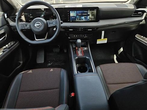 New 2025 Nissan Kicks SR w/ Illumination Package image 16