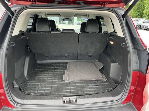 Used 2019 Ford Escape Titanium FWD image 20