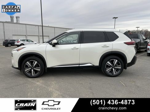 Used 2023 Nissan Rogue SL w/ SL Premium Package image 4