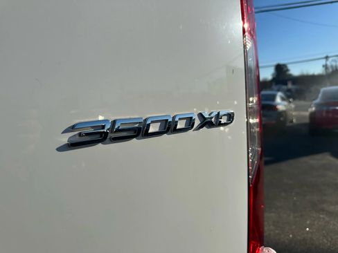 Used 2021 Mercedes-Benz Sprinter 3500 image 10