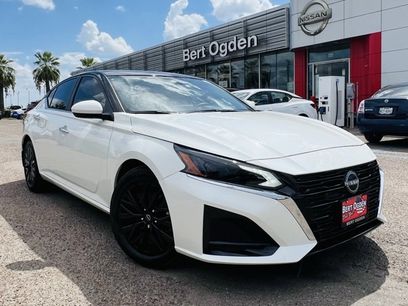 New 2025 Nissan Altima 2.5 SV w/ SV Special Edition Package