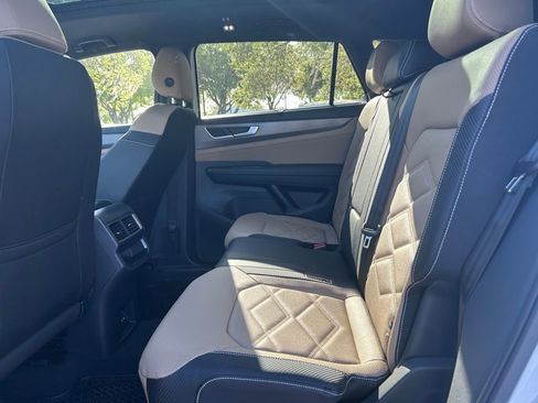 New 2026 Volkswagen Atlas Cross Sport SE FWD image 47