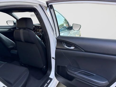 Used 2021 Honda Civic Sport image 17