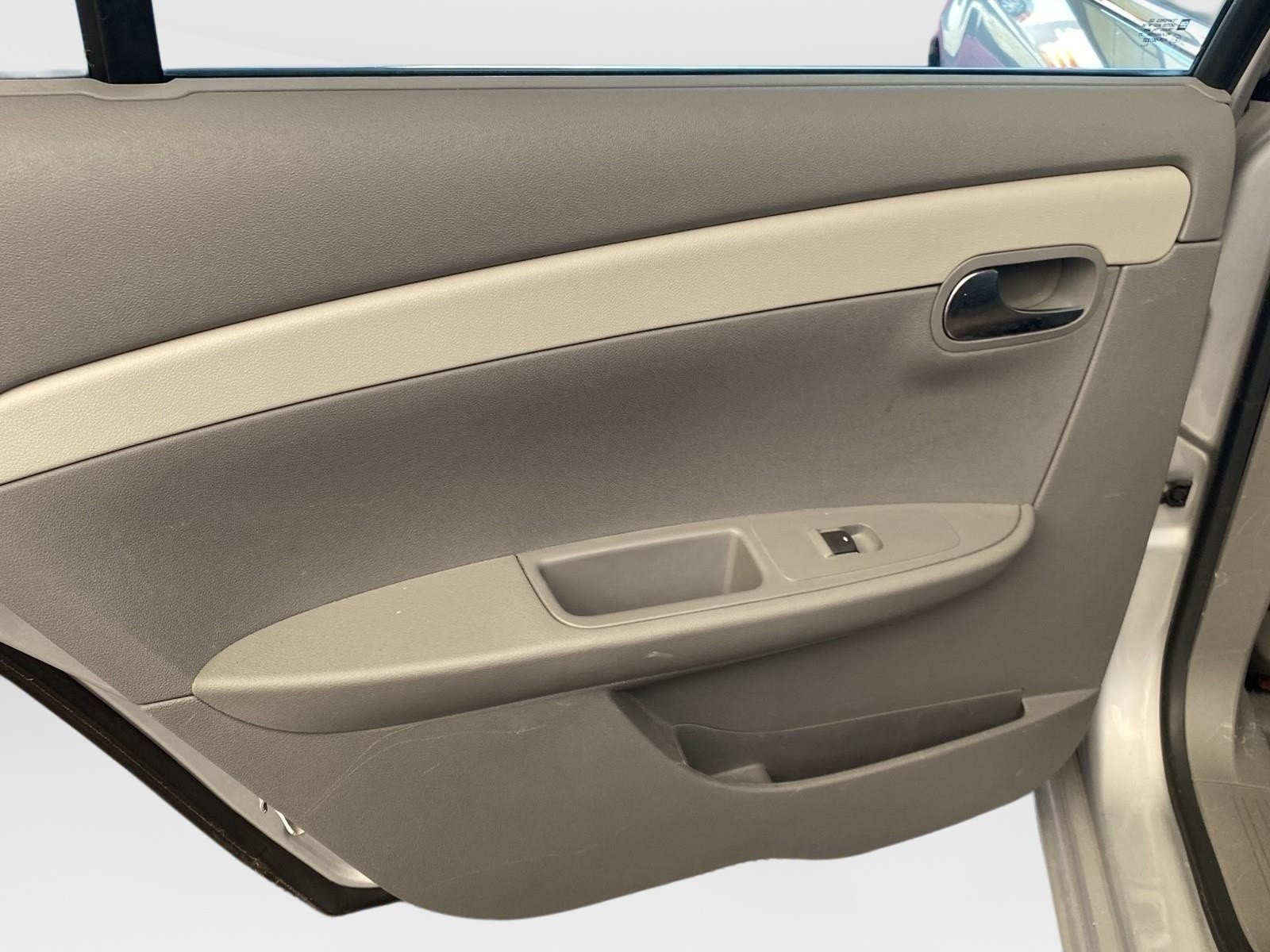 Used 2012 Chevrolet Malibu LS w/ LS Uplevel Package FWD image 12