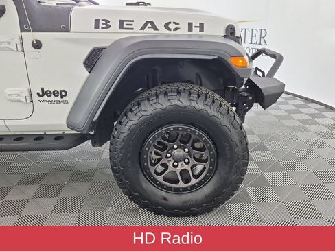 Used 2022 Jeep Wrangler Unlimited Sport w/ Xtreme Recon 35" Tire Package AWD/4WD image 12