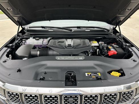 New 2024 Jeep Grand Wagoneer L 4WD w/ Convenience Group III image 48