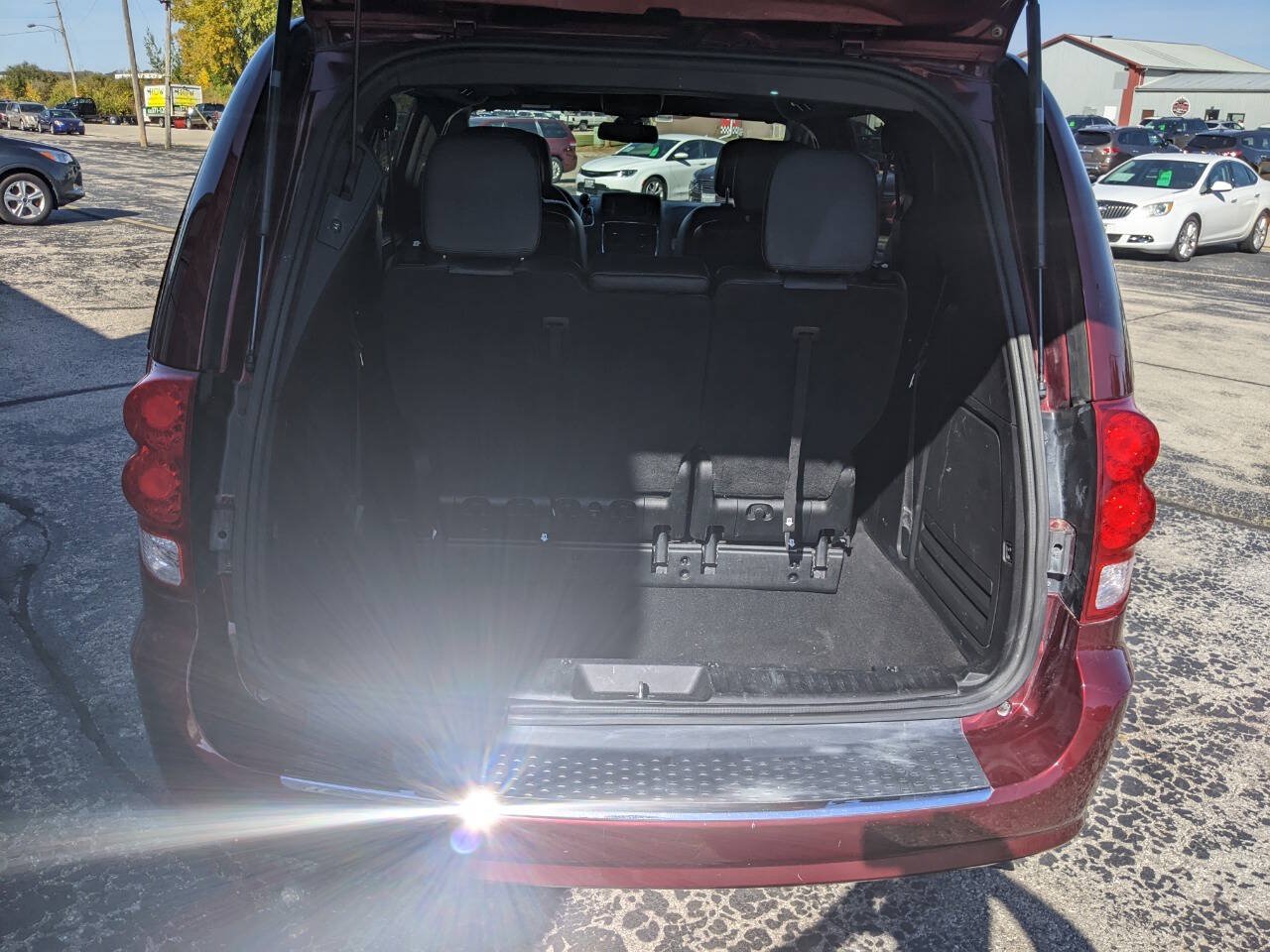 Used 2018 Dodge Grand Caravan GT FWD image 20