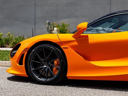 New 2027 McLaren 750S RWD image 27