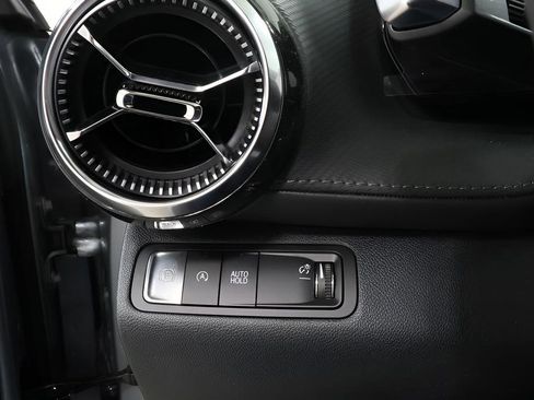 New 2026 Chevrolet Equinox LT w/ Convenience Package II FWD image 19