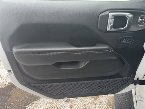 Certified 2022 Jeep Wrangler Unlimited Sahara w/ Cold Weather Group image 21