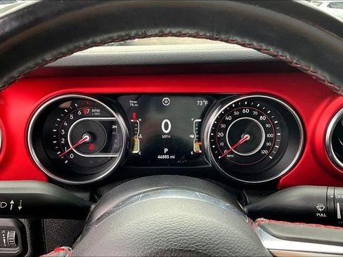 Used 2019 Jeep Wrangler Unlimited Rubicon w/ Dual Top Group image 12