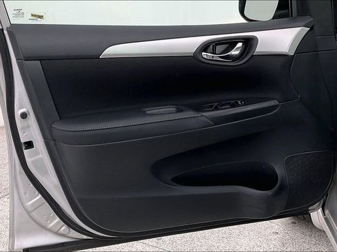 Used 2019 Nissan Sentra S image 23