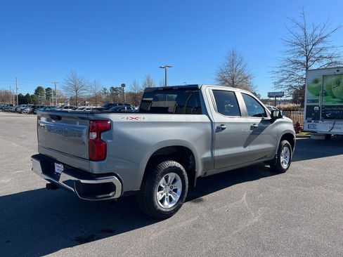 Used 2025 Chevrolet Silverado 1500 LT image 18