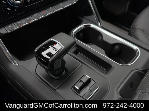 New 2026 GMC Sierra 1500 Denali w/ Denali Reserve Package AWD/4WD image 15