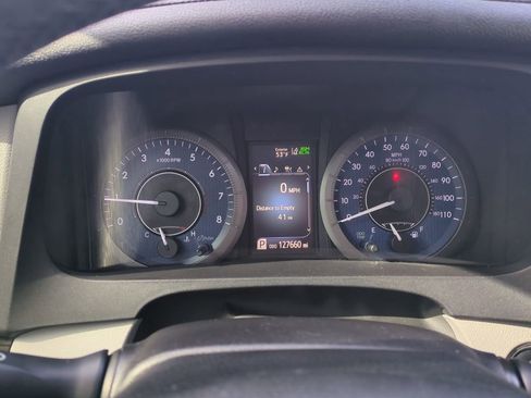 Used 2020 Toyota Sienna Limited image 28